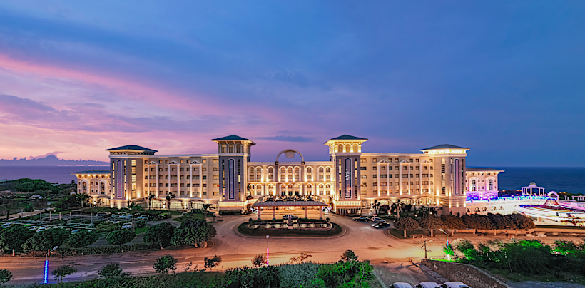 Merit Royal Premium Hotel & Casino & Spa Genel 1